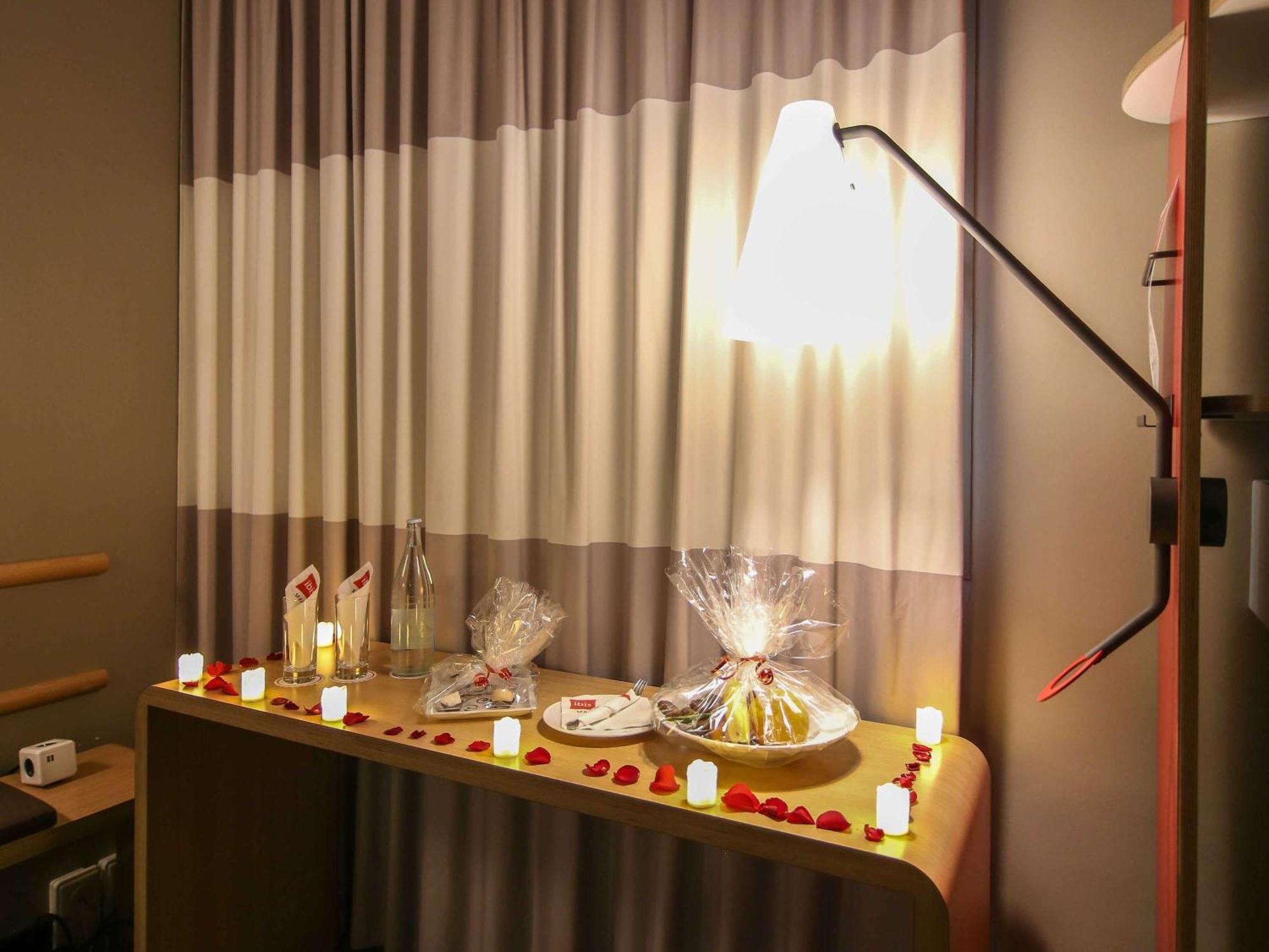 Ibis Sfax Hotel Bagian luar foto